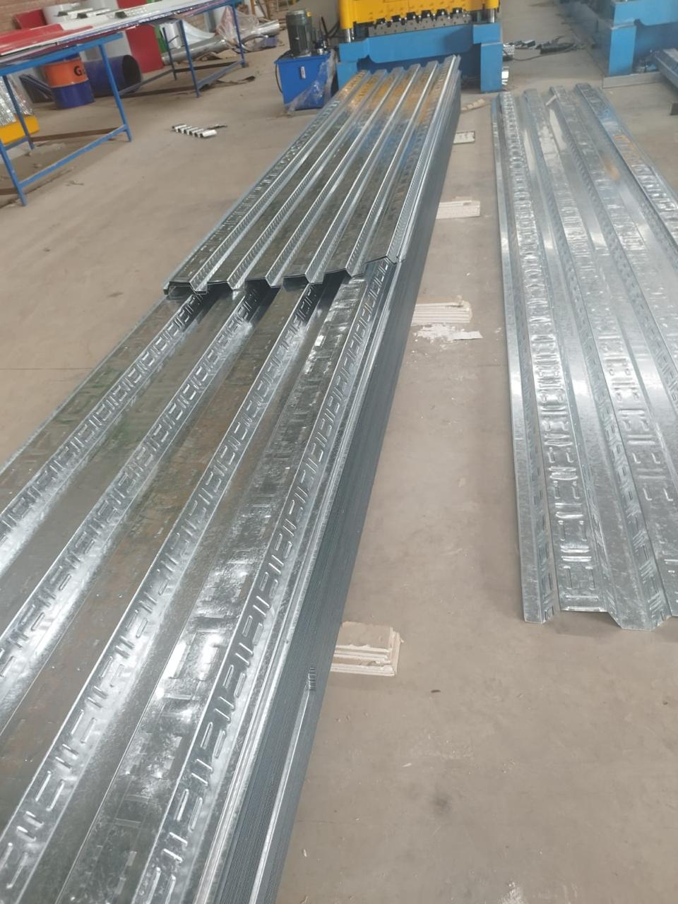 instalacion de losa colaborante sobre vigas metalicas